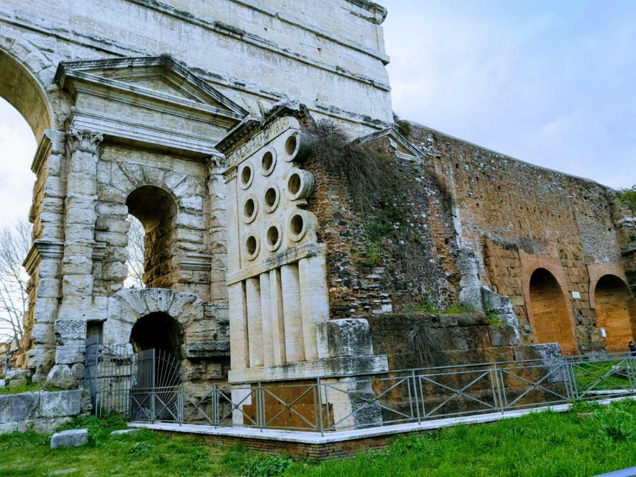 Porta Maggiore Gh Locazione Turistica Rome Exterior photo
